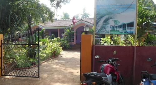 Royalstar Hotel